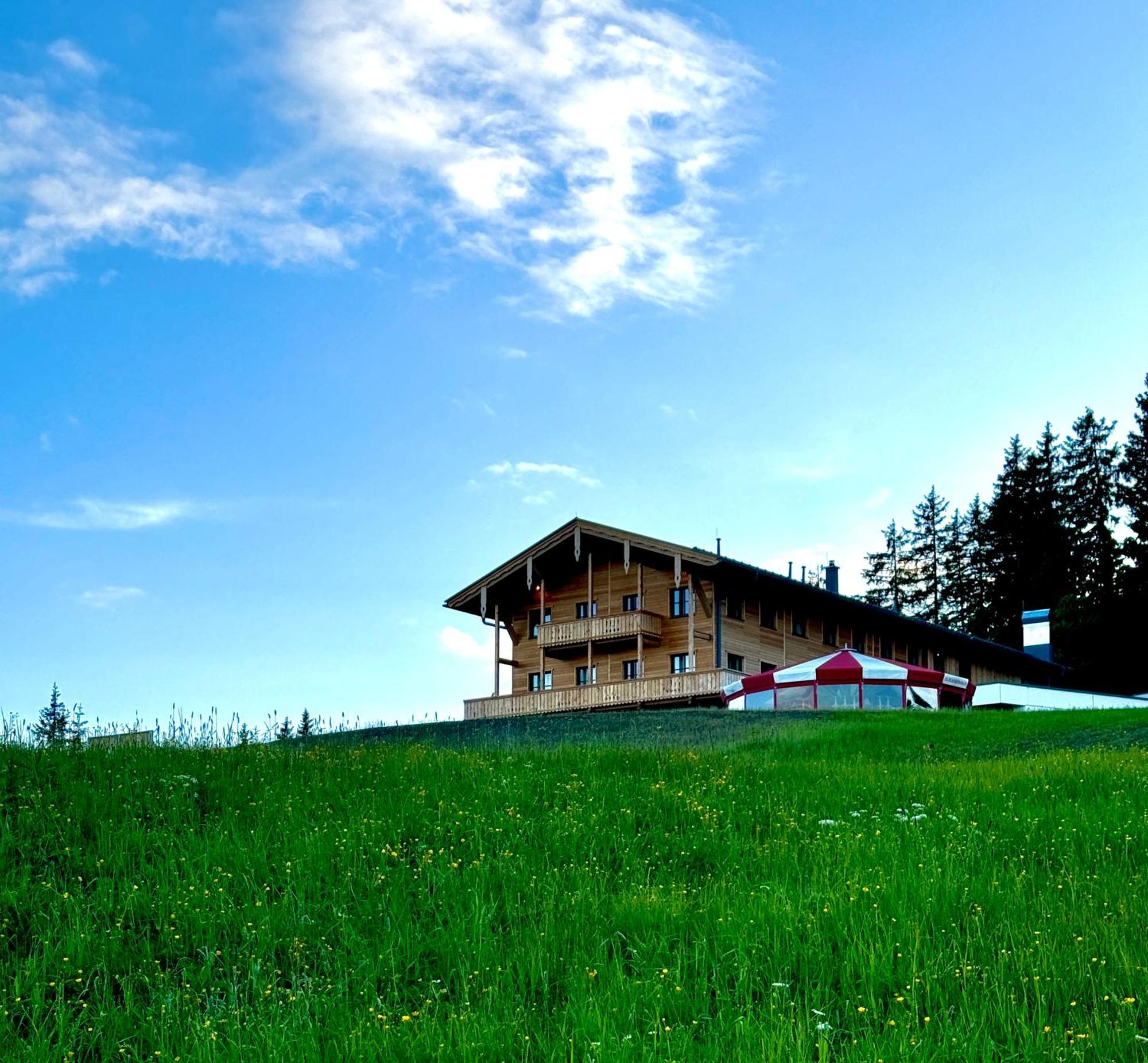 Glockneralm - Exklusiv Erreichbar Mit Skilift Zell am See Eksteriør bilde